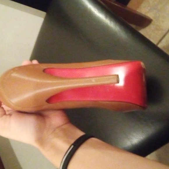 Christrian louievaton red bottom heels bage shoe red bottom heel size 5 - Picture 6 of 6
